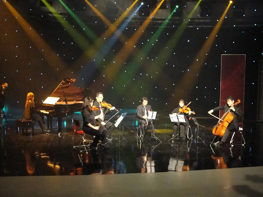 3537fafdd77bb316da7dba380a508e86_1418956