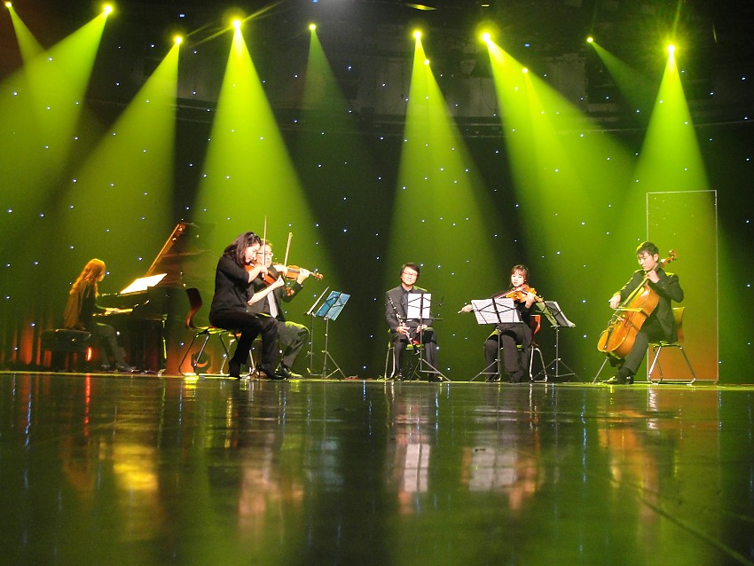 3537fafdd77bb316da7dba380a508e86_1418956