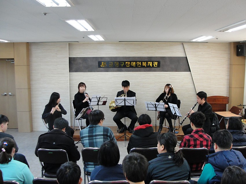 361104d62bff48a5b00cd9f3e2bbc70e_1418282