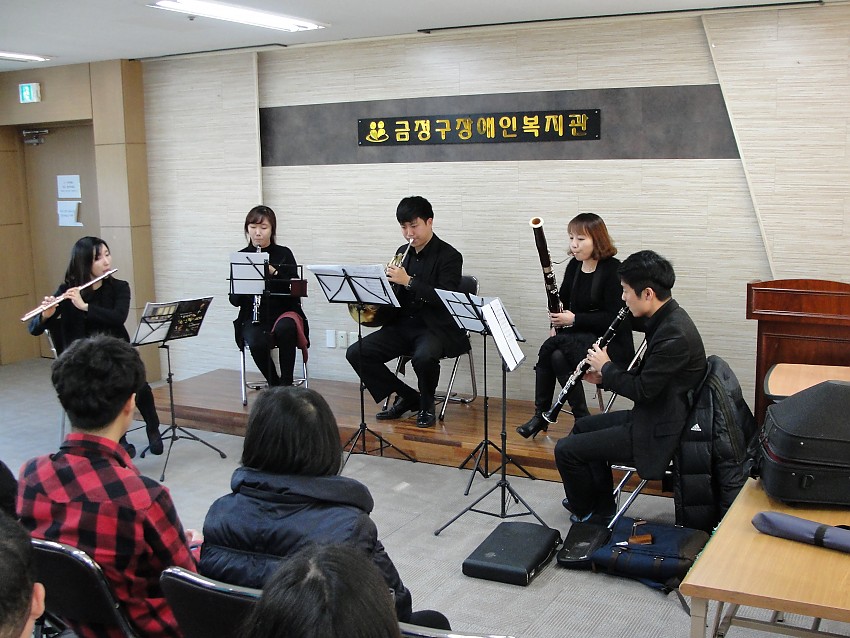 361104d62bff48a5b00cd9f3e2bbc70e_1418282