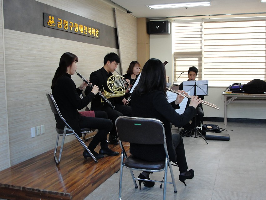 361104d62bff48a5b00cd9f3e2bbc70e_1418282