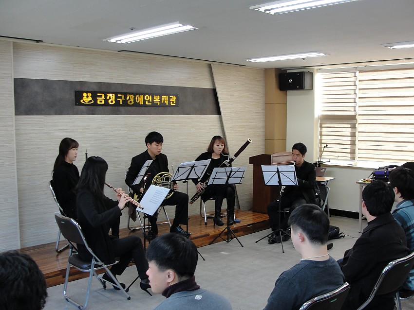 361104d62bff48a5b00cd9f3e2bbc70e_1418282