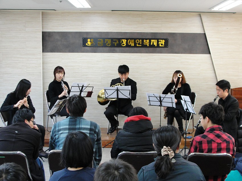 361104d62bff48a5b00cd9f3e2bbc70e_1418282