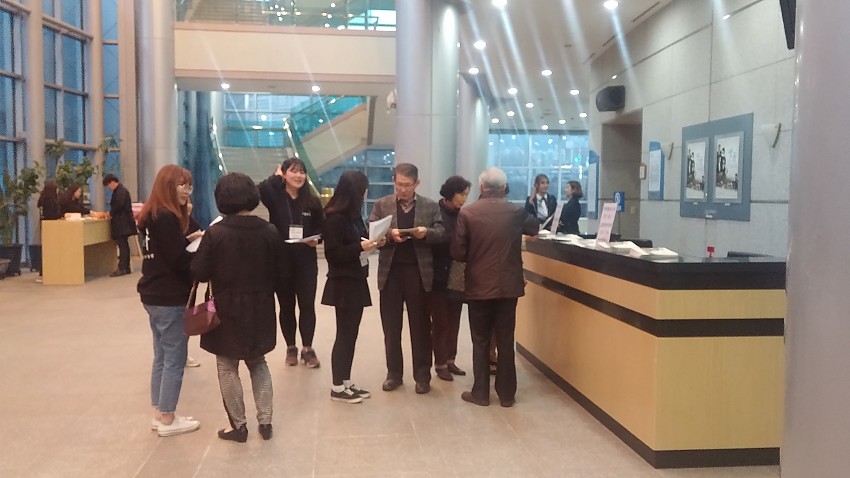 acd5d5f7e50aa99aeb55c3847ae4417b_1427765